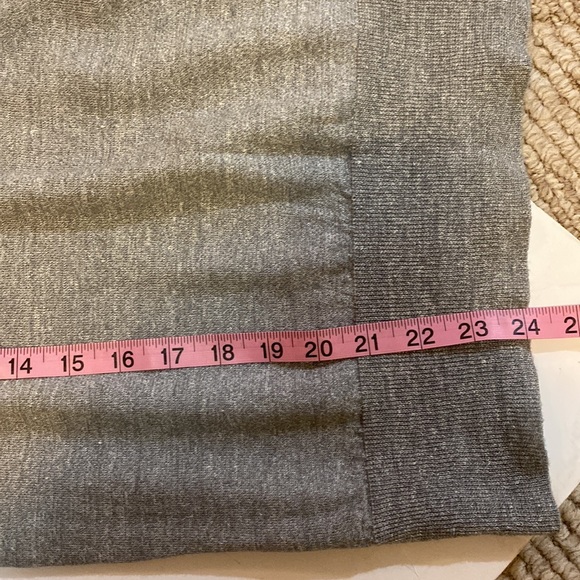 4/$16 Sale J. Crew Gray Wool Crew Neck Sweater, XSmall - Picture 8 of 8